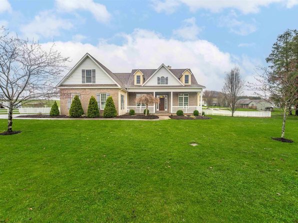 26 Bridle Path, Bruceton Mills, WV 26525