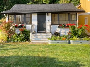 1328 Dines Point Rd #1/2, Greenbank, WA 98253