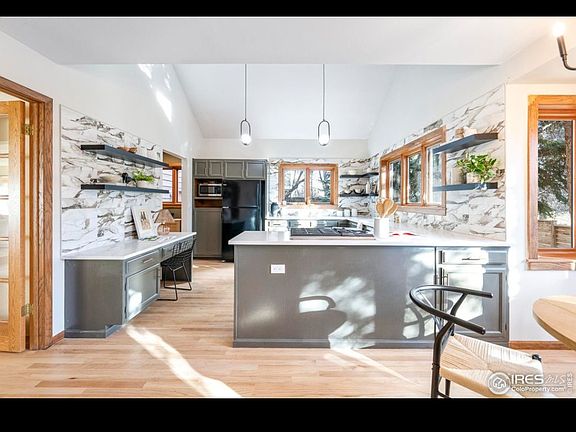 2nd image of 701 Kalmia Ave
