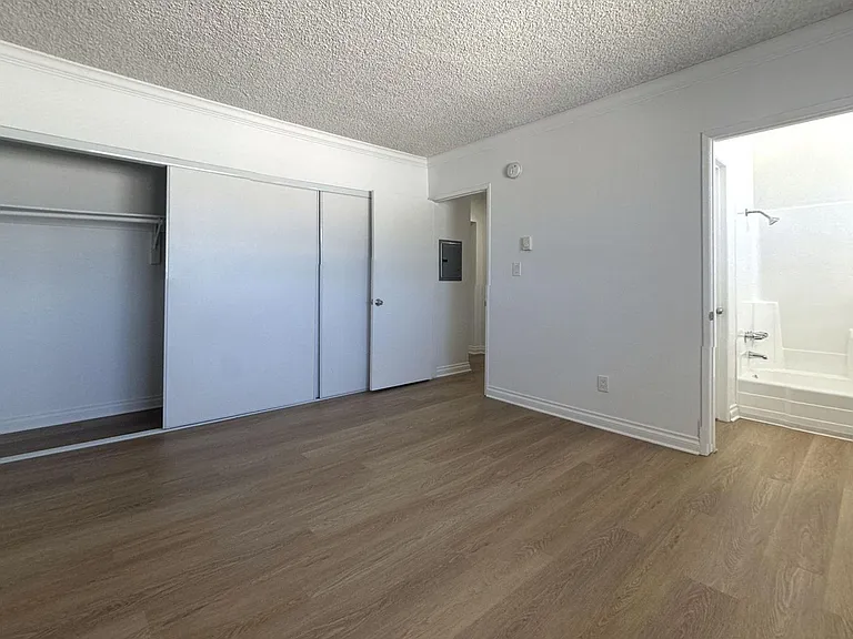 Saticoy Apartments...Nice comfortable living...Near Pierce College! CALL NOW! — Photo 14