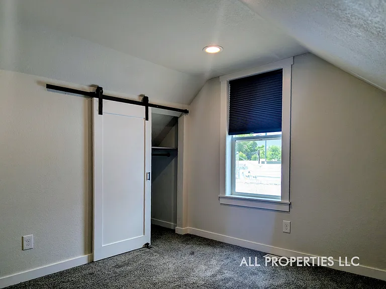 59 Knox Ct — Photo 26