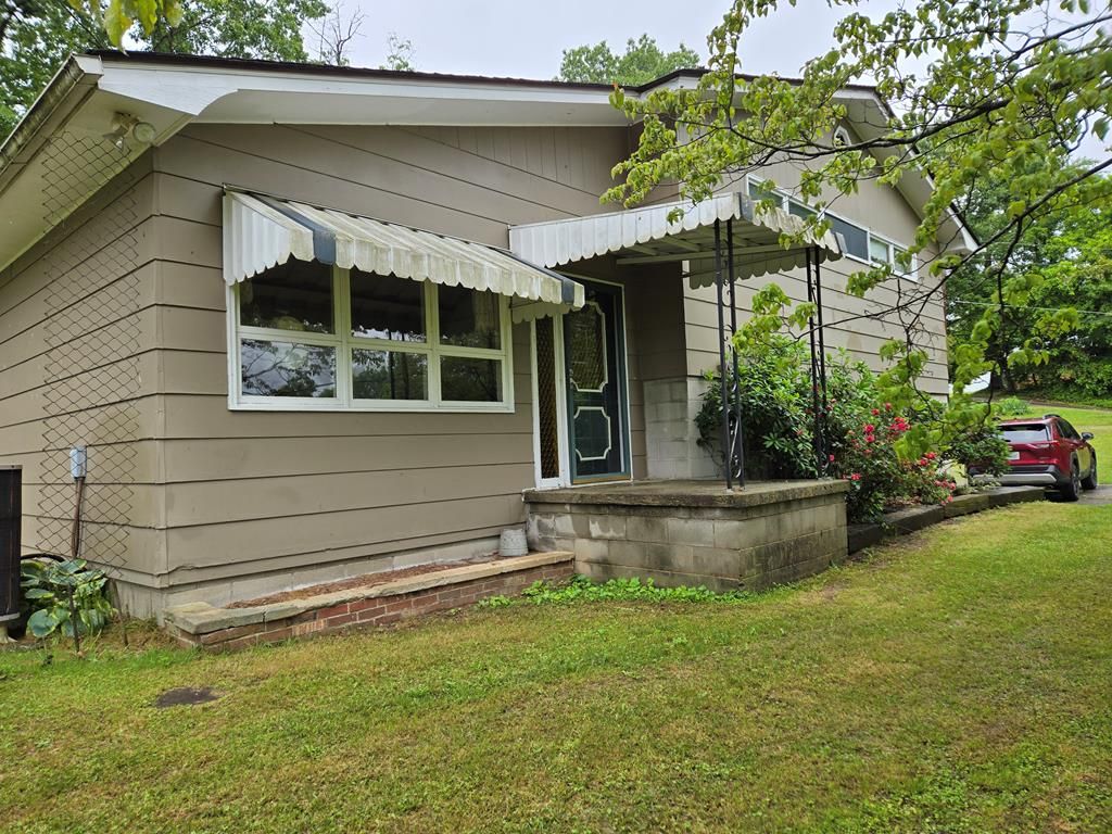Real estate listing image