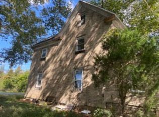 102 Elk Rd, Mullica Hill, NJ 08062