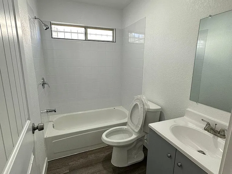 2600 Coldstream Dr — Photo 9