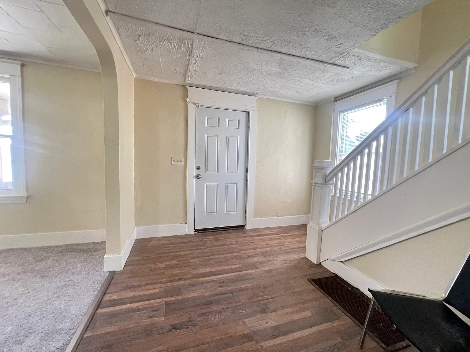 3 bed, 1.5 bath, 1244 sqft, $1,500 — Photo 1