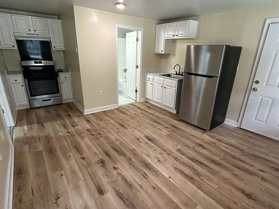 1st image of 94 W Main St #2