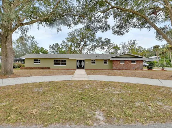 900 Crescent Pkwy, Deland, FL 32724