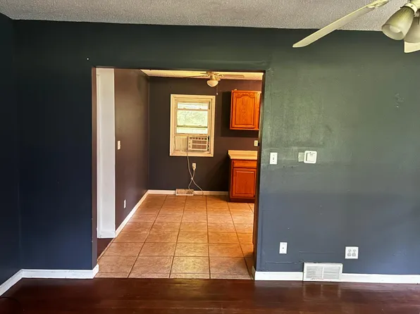 11311 Red Bud Trl #2, Berrien Springs, MI 49103