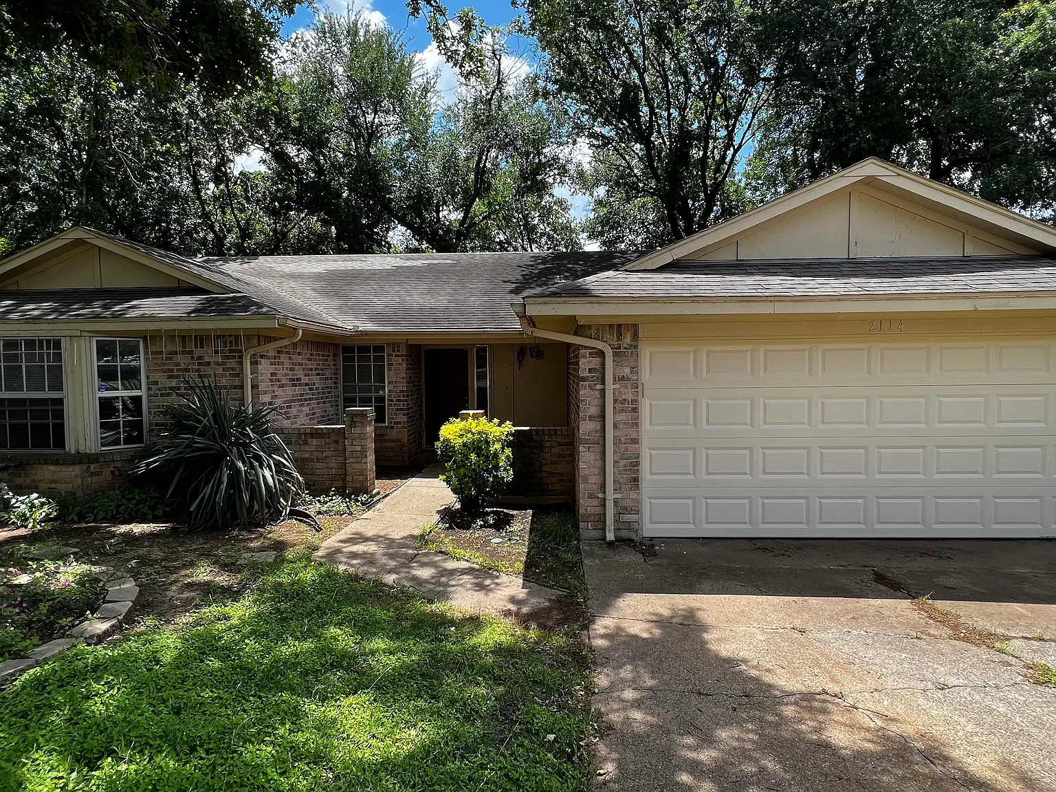2114 Holt Rd — Photo 3