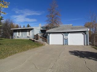 1314 1st St NE, Minot, ND 58703