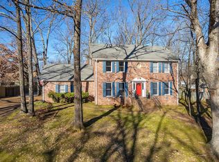 63 Hunters Creek Dr, Jackson, TN 38305