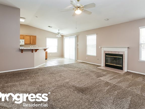 4th image of 5113 Burr Oak Dr