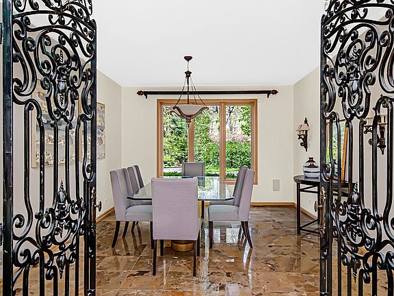 3rd image of 1925 Emerald Woods Ln