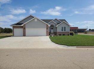 307 N Leddy St, Conway Springs, KS 67031
