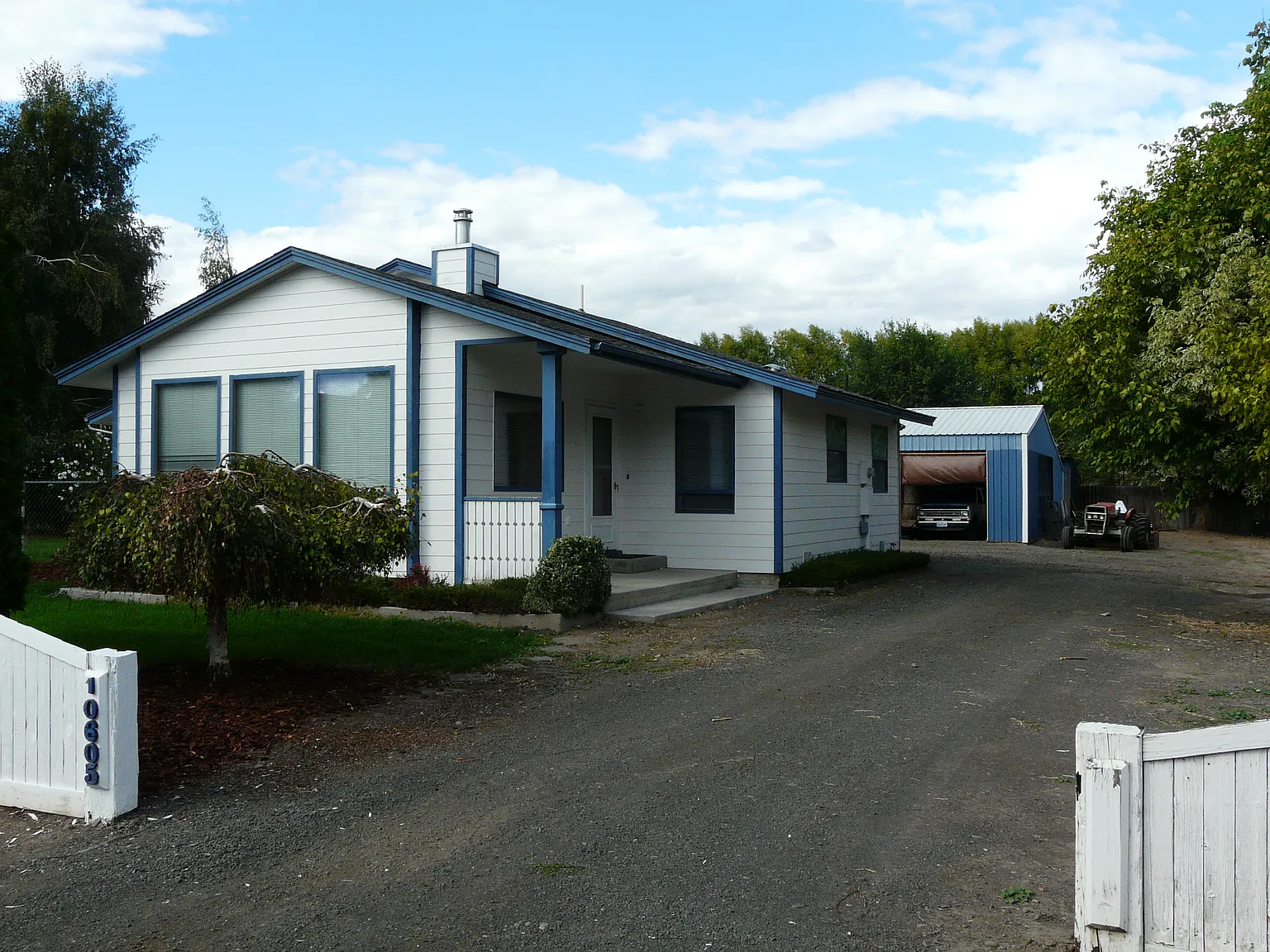10605 Hackett Rd photo 1