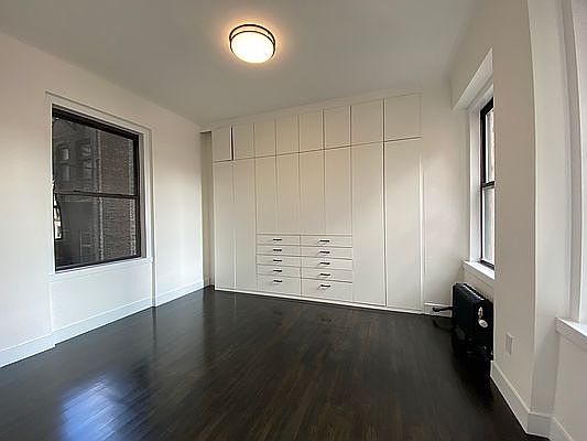 5th image of 31 Union Sq W APT 8F