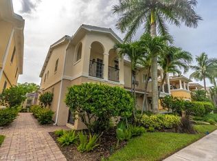 8108 Josefa Way, Naples, FL 34114