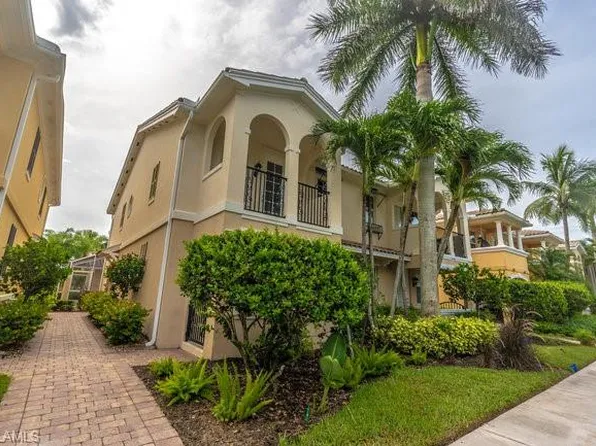 8108 Josefa WAY, NAPLES, FL 34114