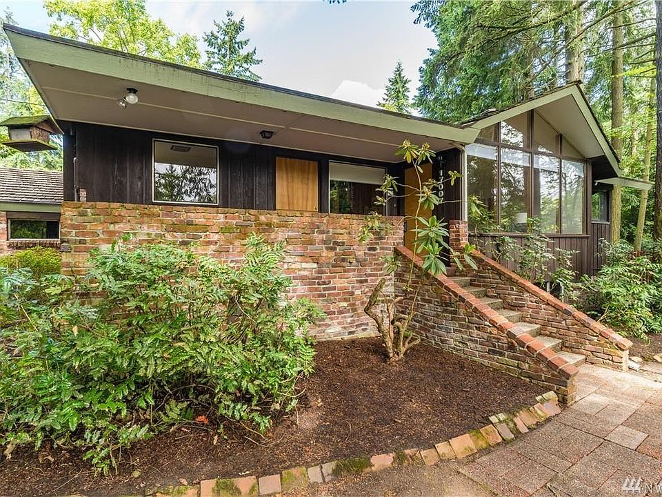 1st image of 17007 25th Ave NE