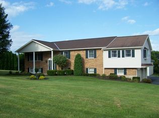 293 Turkey Path Rd, Sugarloaf, PA 18249