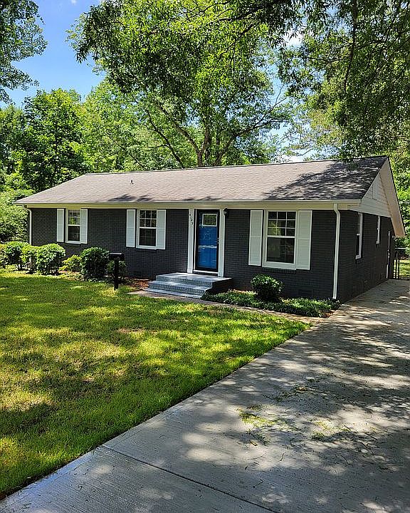 1st image of 4109 Oak Forest Dr
