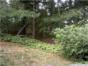 1st image of 9 Quincy Dr