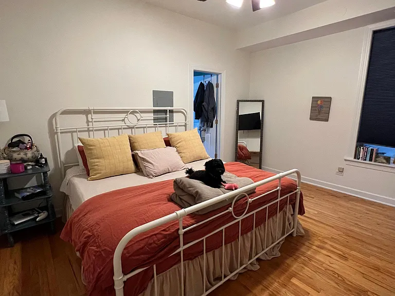 129 S Oakley Blvd #1 — Photo 12