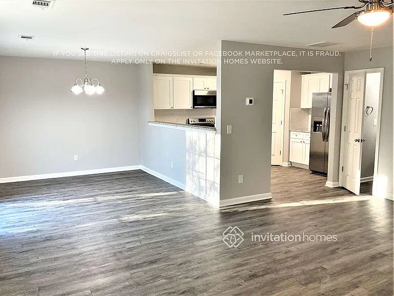 2530 Mayfair Dr — Photo 6