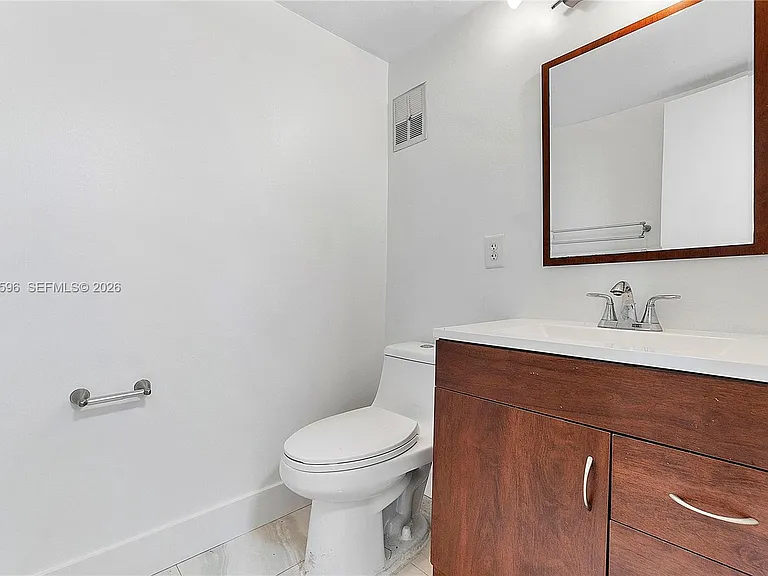 398 Fern Dr #10-6 — Photo 11