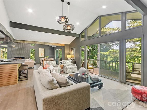 4th image of 651 Glen Cannon Dr