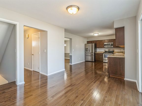 4th image of 1215 S G St