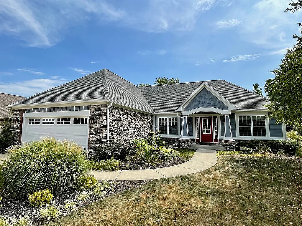 1311 Morningside Dr photo 1
