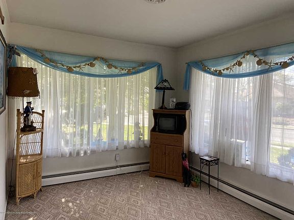 5th image of 1859 Mount Juliano Ln