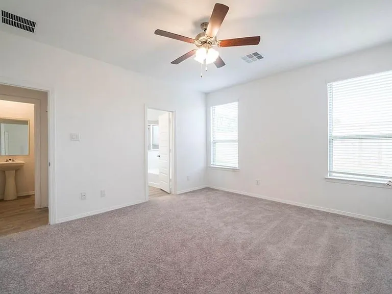 22326 Auburn Cabin Ln — Photo 16