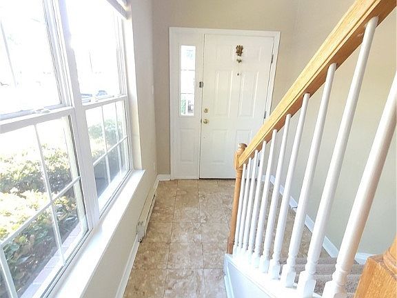 4th image of 4702 Twin Hickory Lake Dr