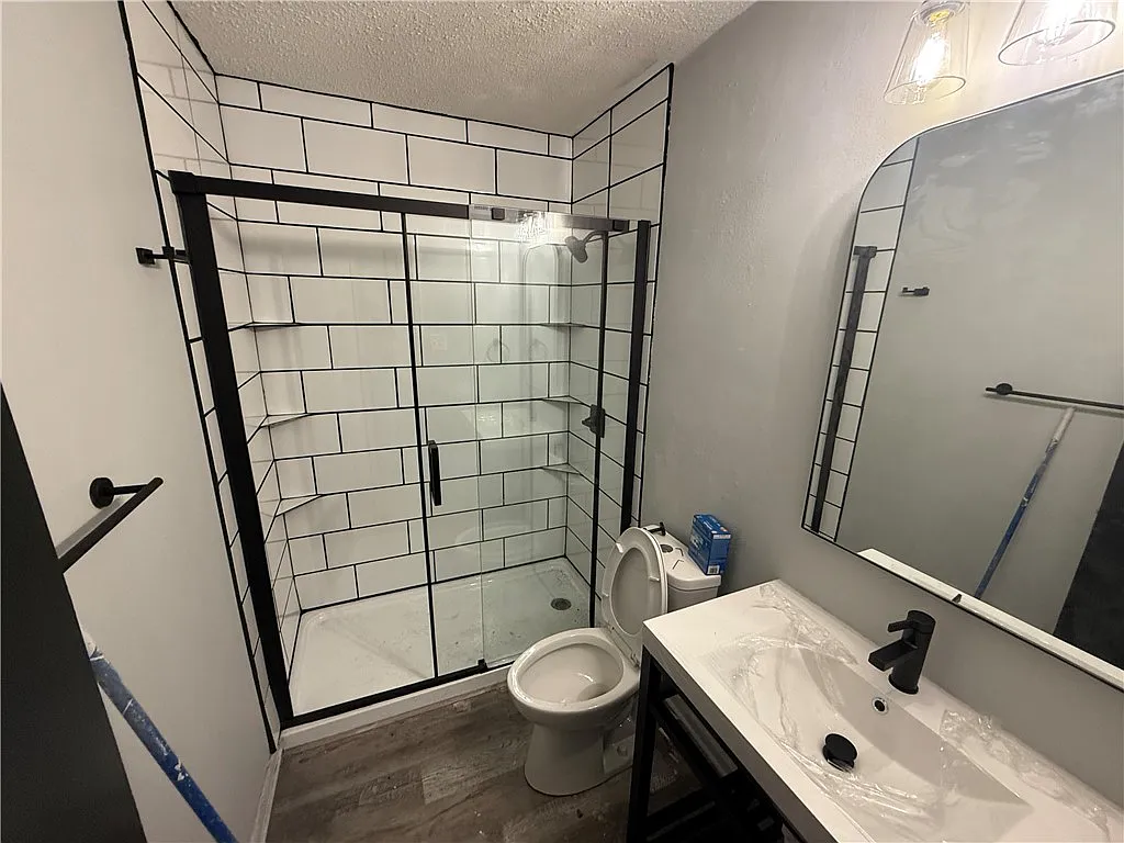 2 bed, 748 sqft, $1,000 — Photo 4