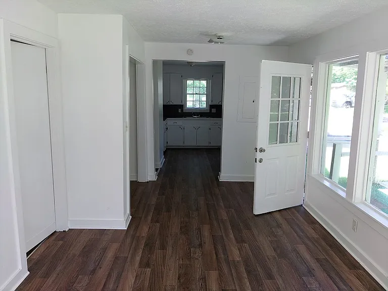 602 Bryant St — Photo 2