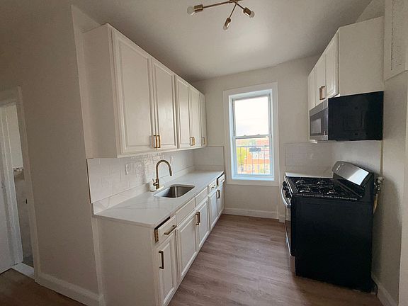 2nd image of 222 51st St #23E