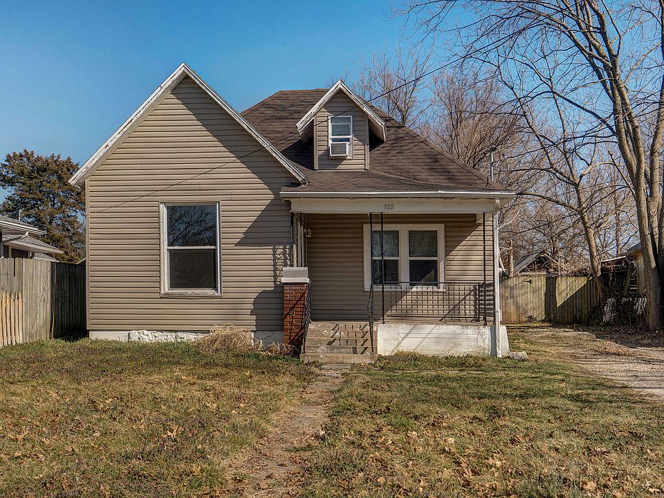 1st image of 922 N Prospect Avenue