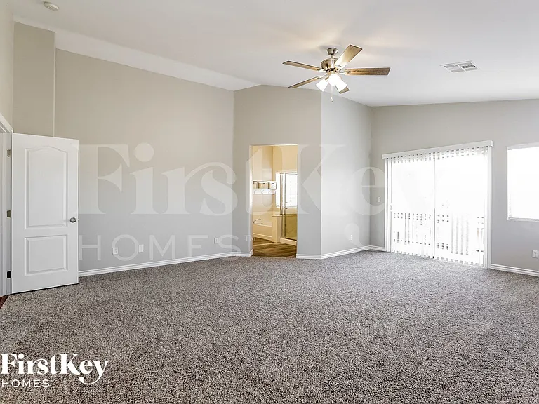 324 Sierra Breeze Ave — Photo 9