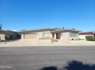 10706 W Willowbrook Dr, Sun City, AZ 85373