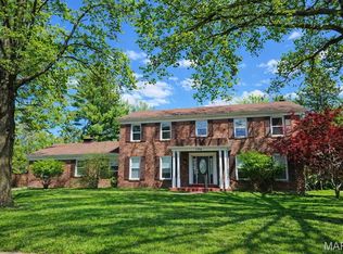 184 Gunston Hall Ct, Chesterfield, MO 63017