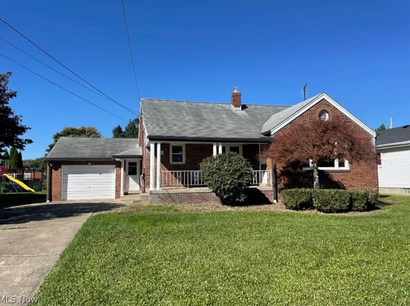 857 5th St, Struthers, OH 44471