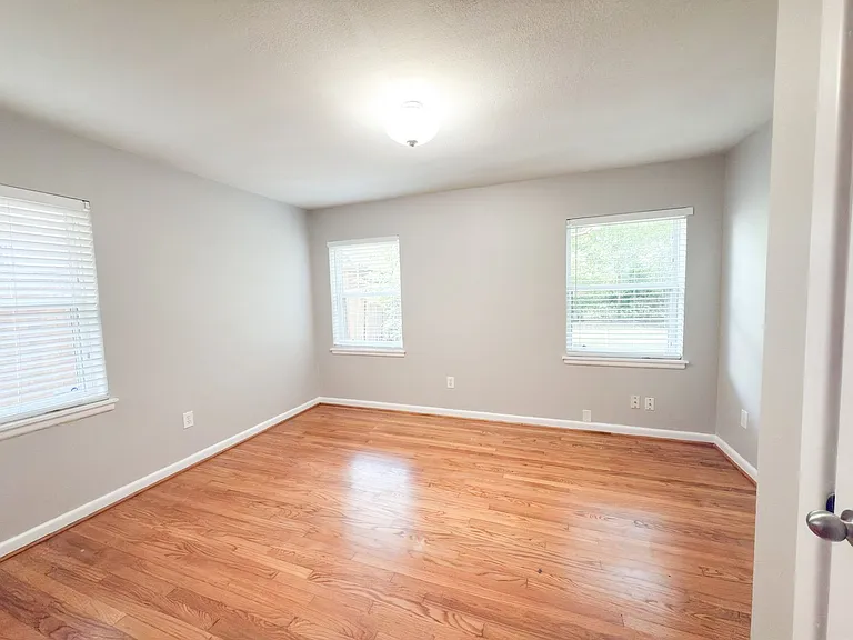 10457 Solta Dr — Photo 26