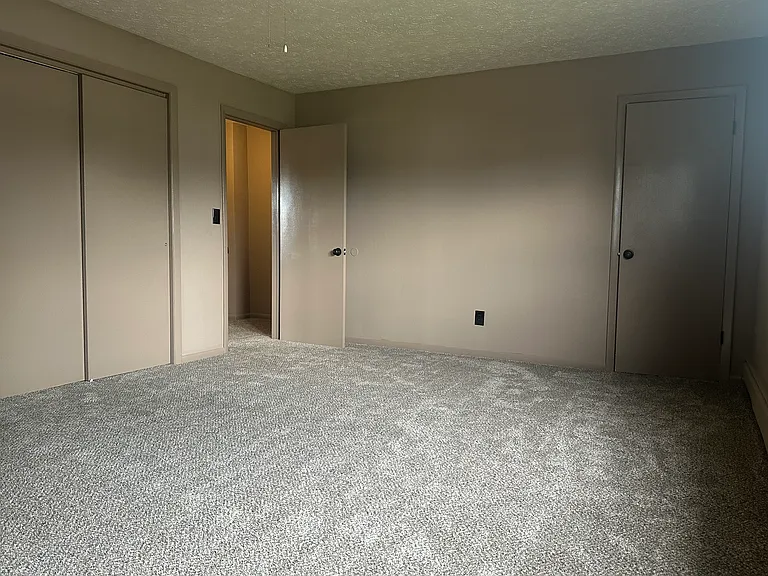 1090 Patricia Dr #1080 — Photo 7