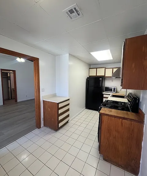 636 S Burnside Ave #404 — Photo 3