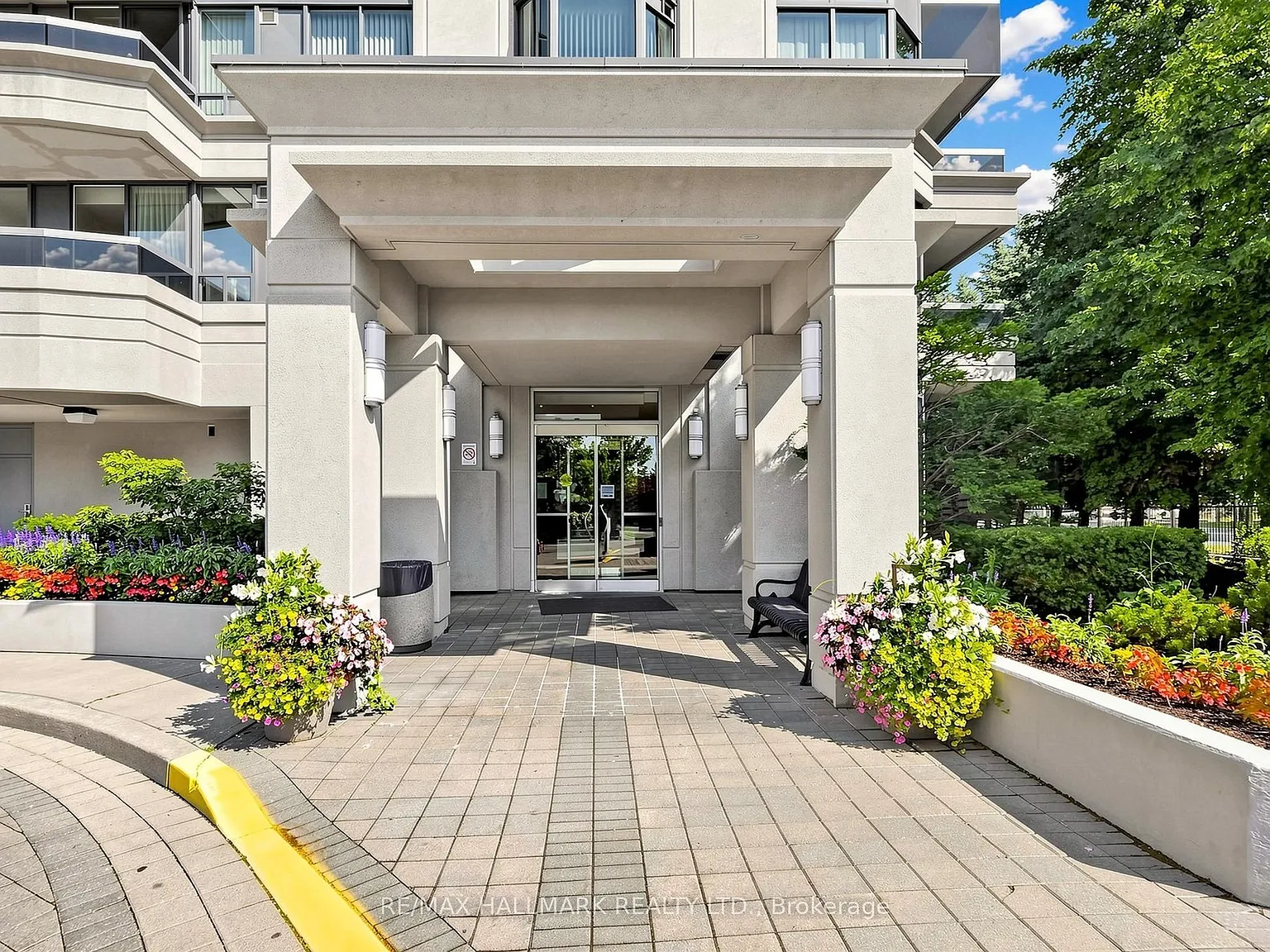 Chicago Residences — Photo 3