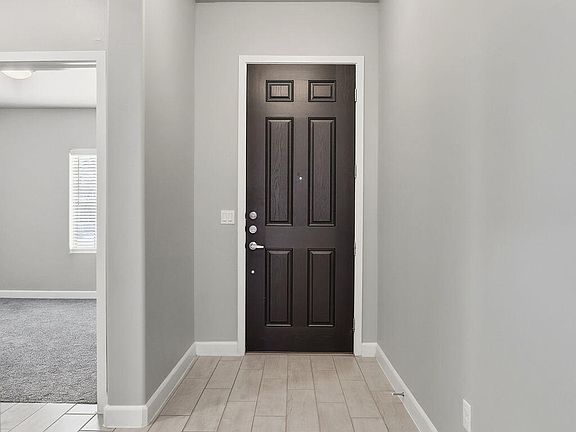 5th image of 13131 Oakhampton Ave