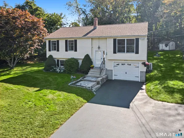 75 Mary Hall Road, Stonington, CT 06379