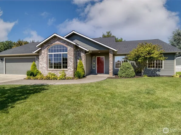 1716 SE Grassland Court, College Place, WA 99324
